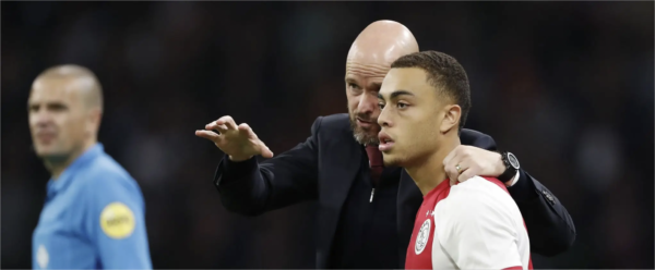 erik ten hag sergino dest