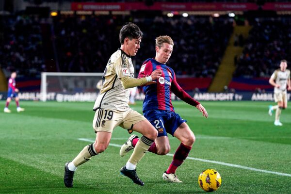 Facundo Pellistri i Frenkie de Jong