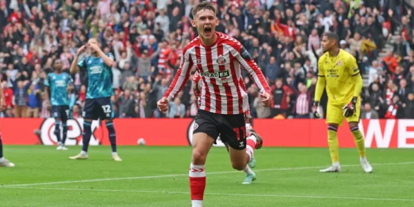 chris rigg sunderland back heals 934744064 e1727274013741