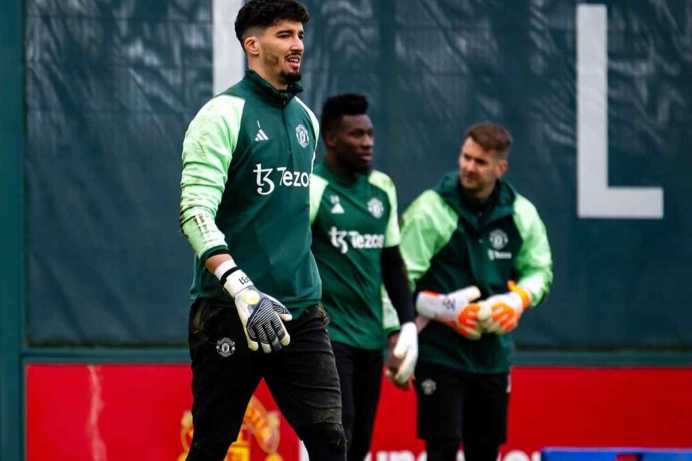 Altay Bayindir Andre Onana Tom Heaton e1763626758469