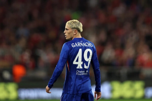 alejandro garnacho8