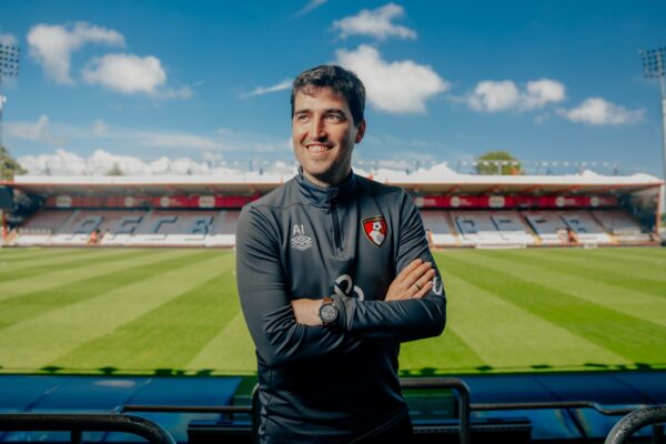 andoni iraola1 scaled e1759396309589
