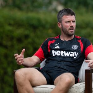 michael carrick81